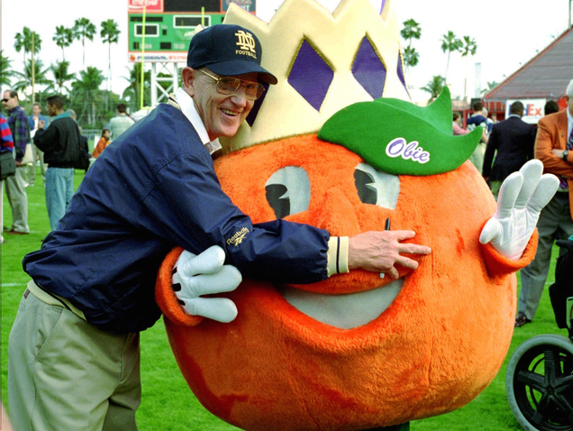 Holtz shortly before Notre Dame lost the 1996 Orange Bowl